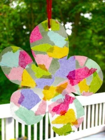 Easy suncatcher project for toddlers