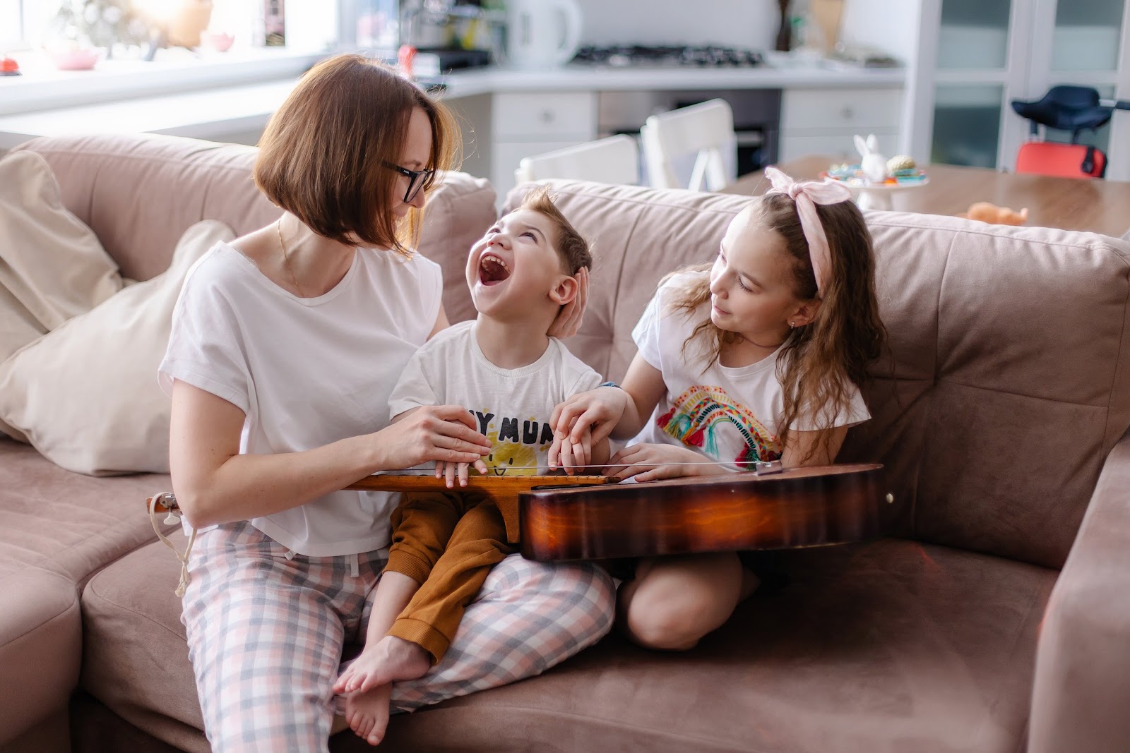 Building Non-verbal Communication Skills At Home