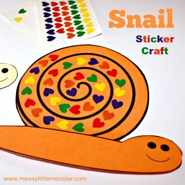 A snail fine motor skills craft for kids using stickers and a free snail printable template. A great bug activity idea aimed at toddlers and preschoolers.